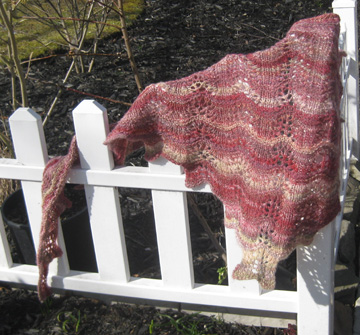 WISTERIA SHAWL 02